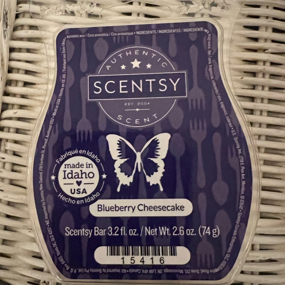 Scentsy Blueberry Cheesecake Wax Melt
